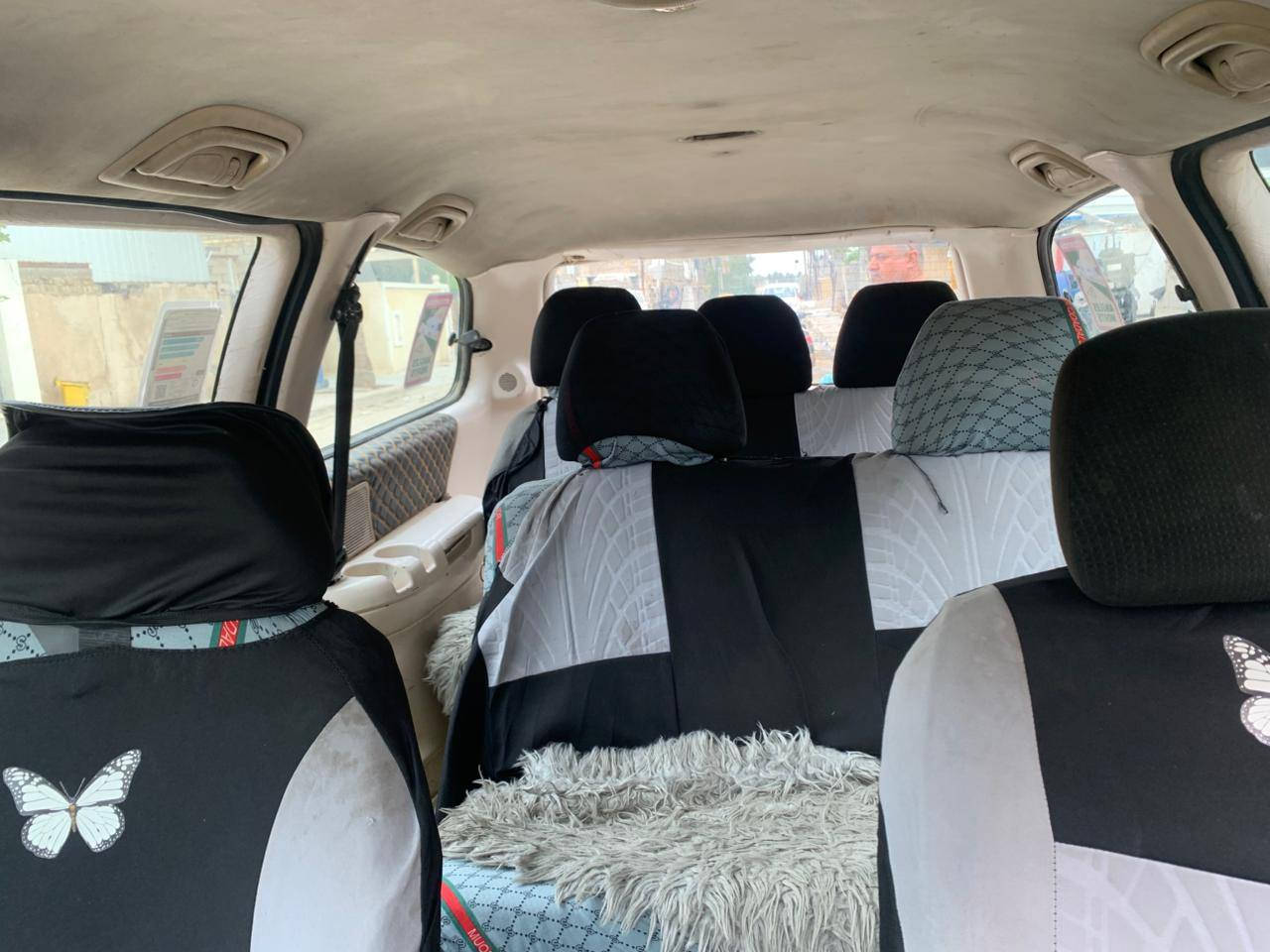 دوج كلايزر موديل96 نفس ما واضحه بلصوره 7راكب رقم انكليزي جديد سنويه 2030 هزه جديده تحويل ثاني يوم زوج تاير جديد وزوج الثاني نص عمر السعر 40 للستفسار الاتصال على الرقم *********** غير متواجد ع الفيس
ا
