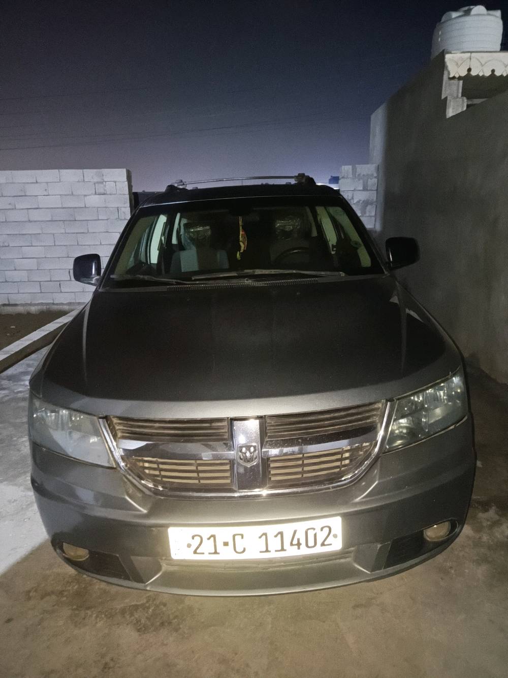 دوج جورني عالي هزة 2026 وسنوية جديدة 2030 بأسمي تحويل مباشر شاشة وكاميرا خلفية گير محرك 2400 اربعة سلندر كلها تمام تدفئة وتبريد بلادية فقط جاملغ امامي اليمنى موديل 2009 رقم دولي سليمانية
