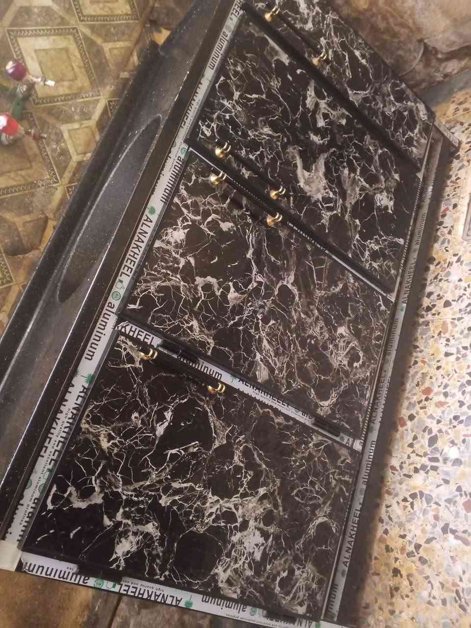 سنك مرمر نضيف وجديد مثل ما واضح بل صوره فقط سنك بدون كونتر وملحق مكاني ام الكبر بغداد يعني بل مدينه الصدر ليريد يرسلني لحد يتخل يعامل ويطيني سعر قفلة 100


**إذا كنت صاحب هذا الإعلان وتريد حذفه لأي سبب، رجاءا أرسل رسالة إلى الدعم الفني**
