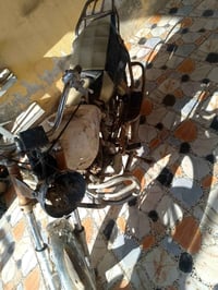 جني • شغله • ما بيه وراق