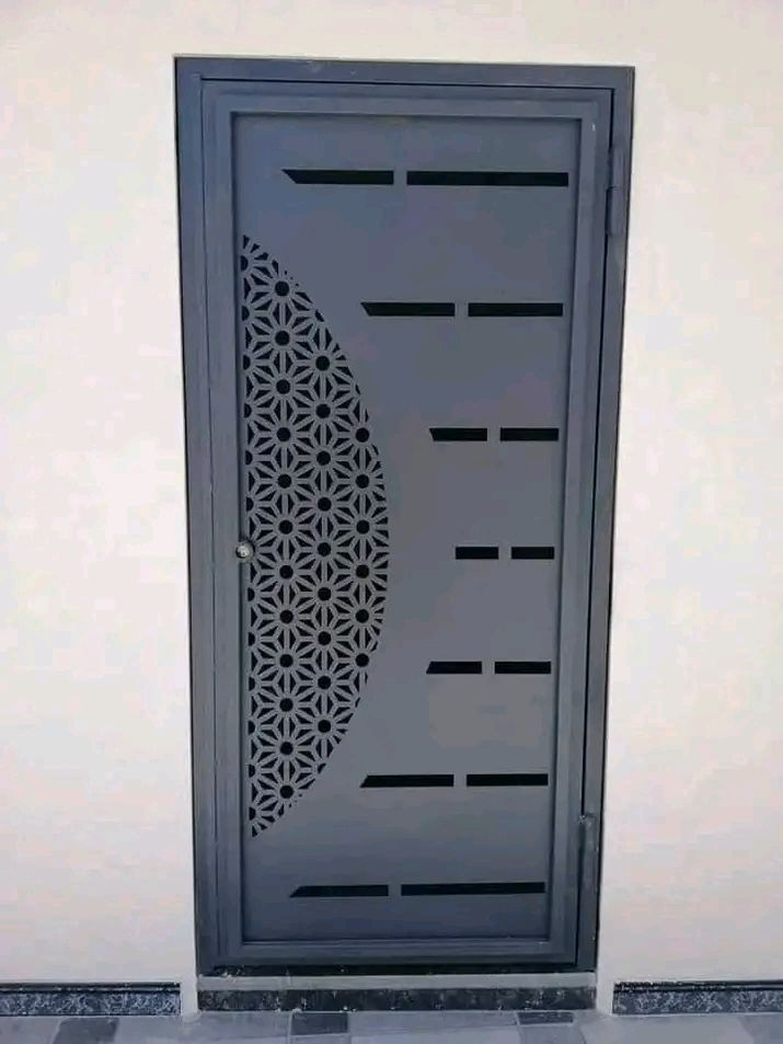 محتاج شغل اني حداد افصال باب شباك  ***********
