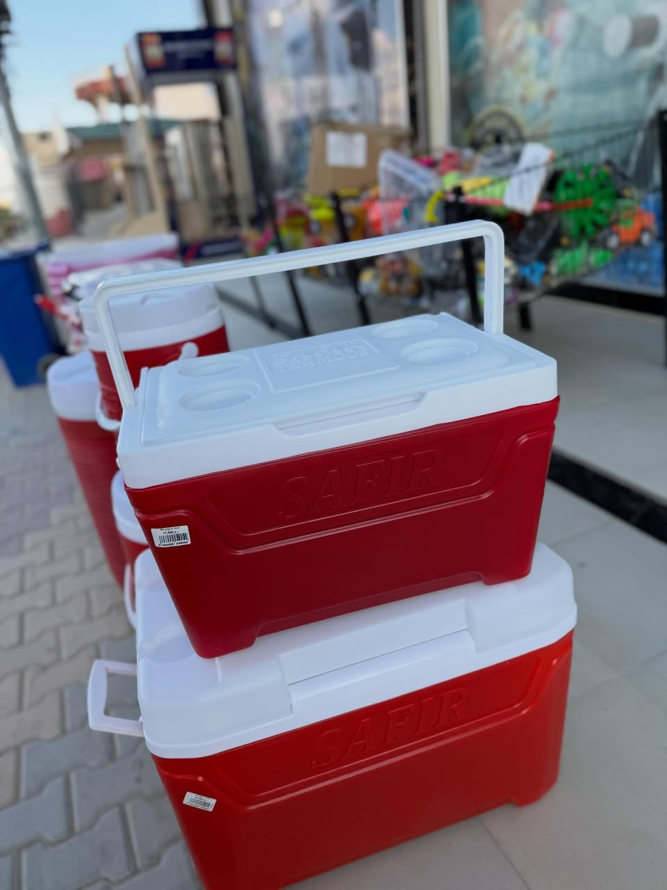 #قسم_المنزلية 

ترمز ماء بأحجام مختلفة 

العنوان 

محافظة الانبار- قضاء حديثة 
قرب قسم تربية حديثة 
متوفر خدمة توصيل داخل قضاء حديثة 🚚
وايضاً توصيل 🚚 لكافة محافظات العراق 🇮🇶 
للتواصل على الرقم التالي 
واتس ( *********** ). 

#ماركت_القاسم
