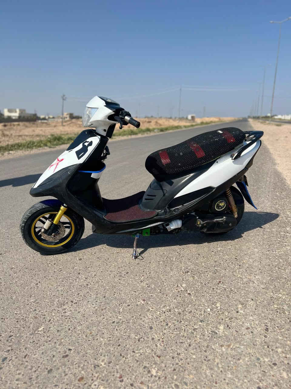 السلام عليكم ماكس عدله 120 بوشه55 شلعه ومعدل كهربائيات كلها شغاله الدراجه مناقصها برغي السعر 525 

العنوان سامراء الحويش ‏‪***********
