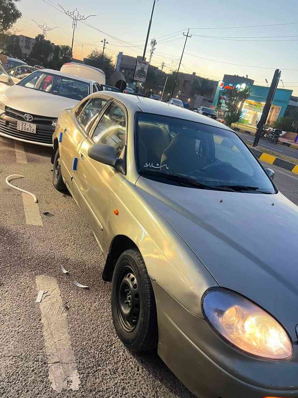 دايو لكنزه كير ومحرك شرط محرك حجم ١٨ كهربائيات كلها شغاله صدر نضيف   تواير انضاف رقم صلاح الدين الماني سنويه لل٢٩شرط التحويل والغرامات تدفئه شغاله تبريد منضومه كامله بس عطل ب الكمبريسر السعر ٢٩وبيها مجال مكاني تكريت ***********
