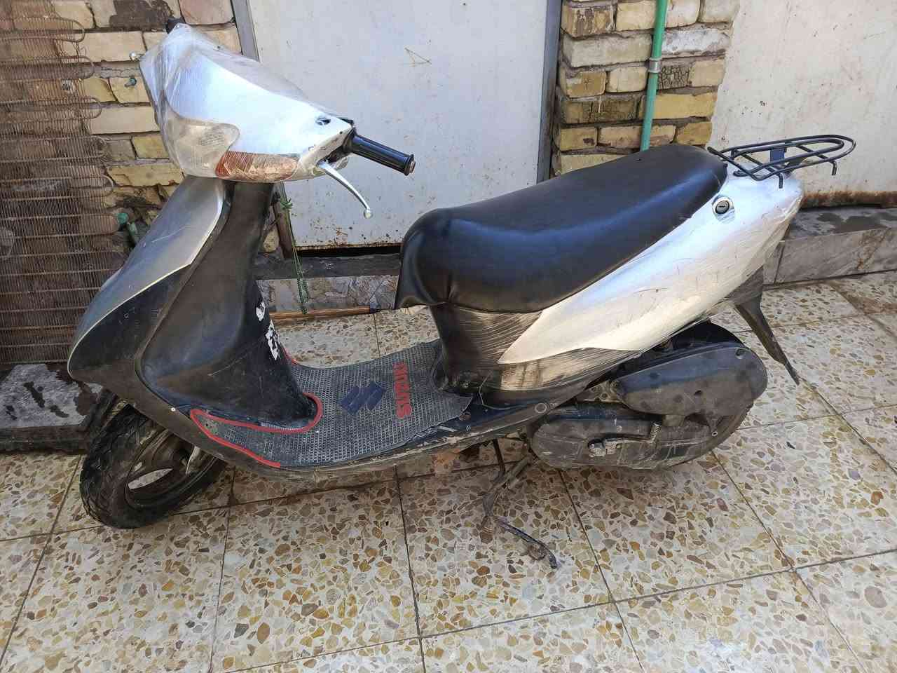 السلام عليكم دراجه البيع ساسوكي 60 رياضي دراجه حلوه مفتوحه مرا وحده اوراق بسمي سعر 150 رقم الهاتف ***********
