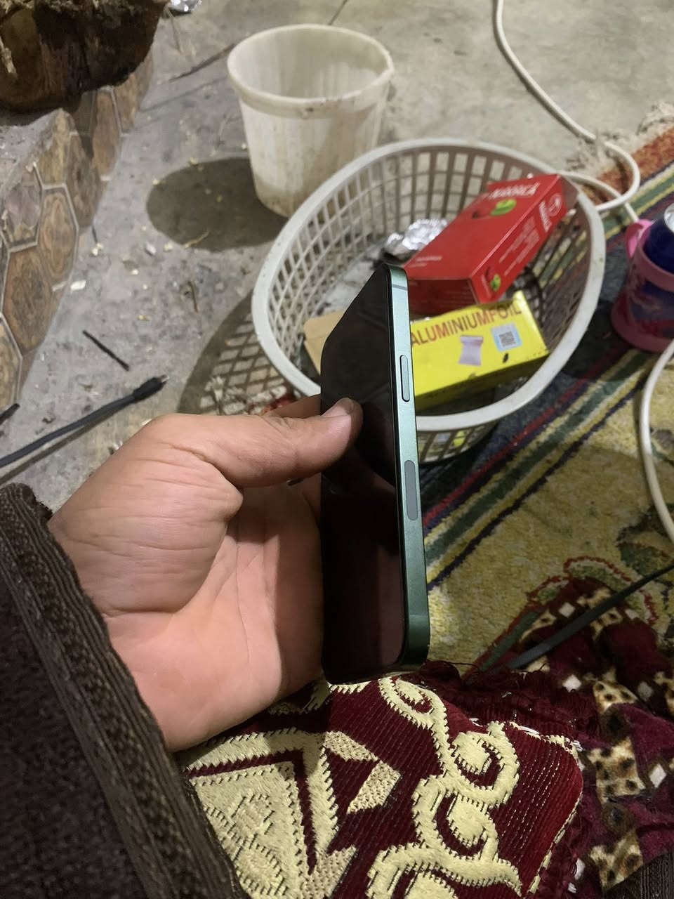 إسلام وعليكم السعر450أيفون 13عادي الجهاز شرط النضافه اي قطع غيار ما مبدل بي بطاريته 90شرط ما مفتوح ذاكره 128 نموذج Mاي ستفسار *********** لا يوجد واتساب
