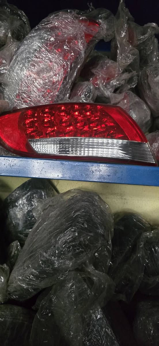 السلام عليكم
تخفيضات  
تحطيم الأسعار يوجد لدينا توصيل كافة المحافظات 
اسعار مناسبه جدآ جدآ جميع انواع السيارات الكورية والأمريكي والفرنسي وغيرها للمعلومات والاستفسار الاتصال بالرقم  ***********
يوجد لدينا لايت وامرايات وبك لايت وسماعات وبلكات ناريه مستعمل حاوية اصلي 
يوجد لدينا ماء راديتر زيتي كوري اصلي 
يوجد لدينا دهن محركات الديزل  والبنزين  أصلي كوري 
يوجد لدينا مراوح بأسعار مناسبه جدآ 
واسعارنا معروفه 
اي قطعه لايت  ٢٥ الف مهما كان نوعها 
اي قطعه بك لايت  ١٥ الف  اي نوع سياره 
مرايات  القطعه  ٢٥ الف ام الإشارة  كافة السيارات 
مرايات  بدون إشارة  ١٥ الف كافة  السيارات
