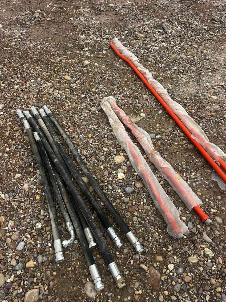 سلام عليكم  يوجد تأسيسة نقار جاهزه جديده فقط بيها نقص بواري عدد 2 نازلات جب ثانوي سعر مناسب ***********
