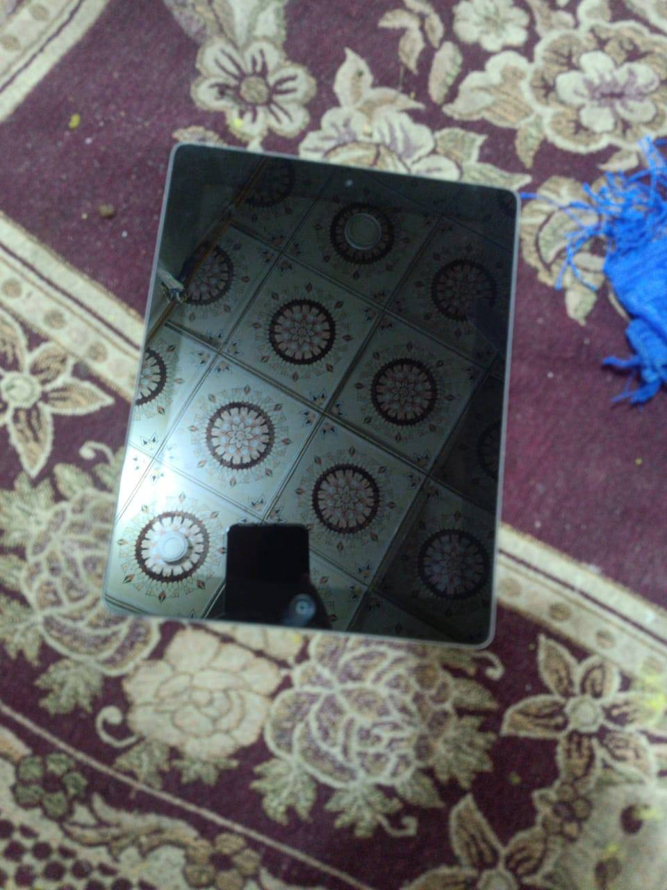 ايباد البيع مكاني نجف حي ميلاد نصر الرقم الهاتف *********** اليباد جديد الله شاهد ونضيف كلش. ذاكره ٦٤ بي وتساب السعر خاص
