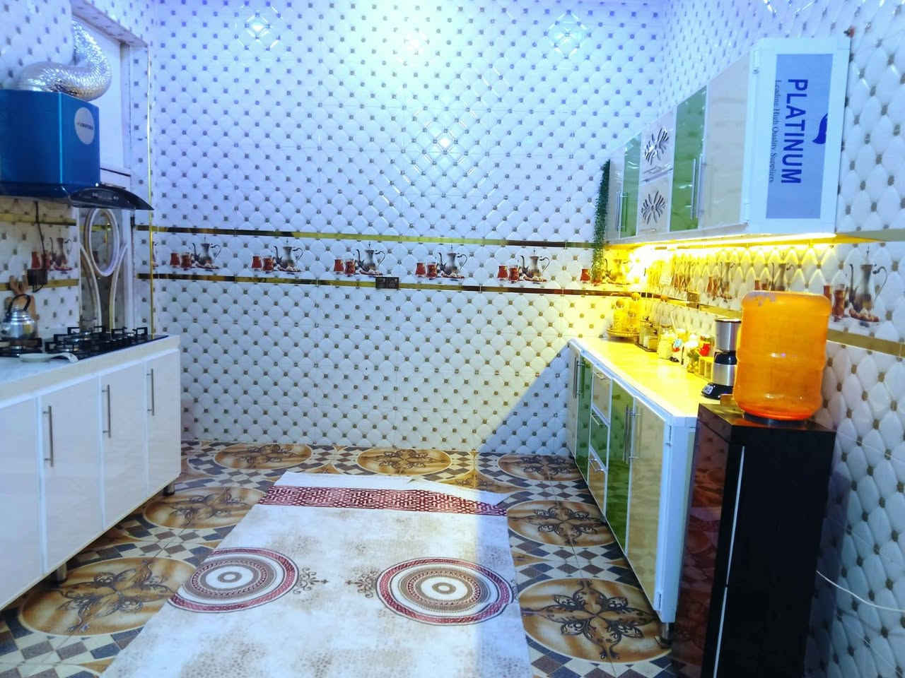 دار للبيع مساحة ٢٢٠م شارع افران الهادي بناء طابوق صب مسلح ارضية وجدران سراميك 
غرفتين وهول واستقبال ومطبخ وصحيات خارج وداخل البيت 
بتونة وستارة البيت كامل من كل شي
للاستفسار اتصل على الرقم 
*********** او***********
غير متواجد ع النت او ع التواصل اتصال فقط للمزيد من المعلومات
السعر المطلوب (٨٥ملون قابل للتفاوض)
