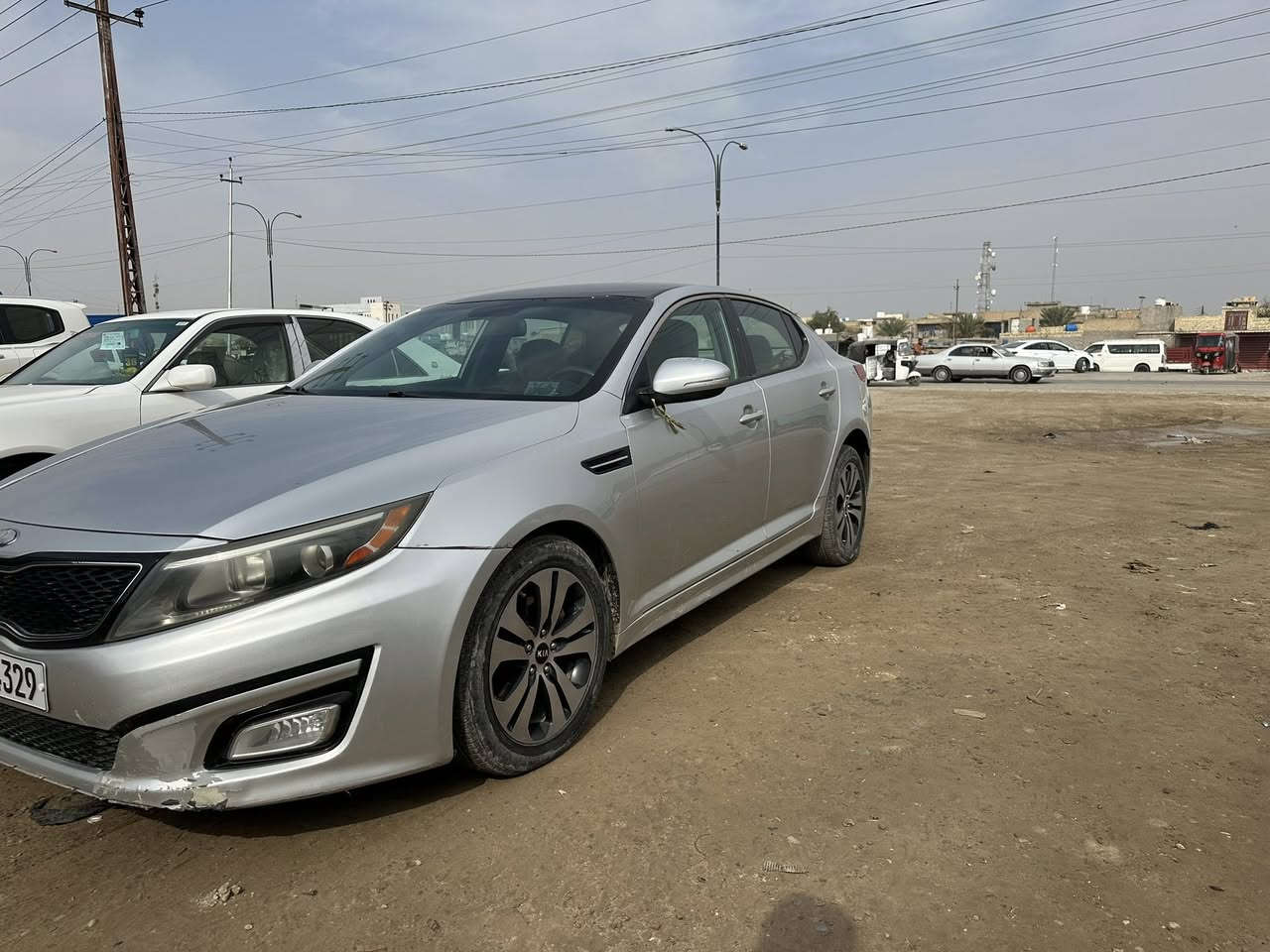 KIAاوبتيما
موديل 2014 وارد امريكي حادثهة مبين بل صور وسونار 
رقم واسط السعر 125$ مكانهة بغداد 
***********
