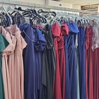 تصفيه فساتين سهره درجه اولى تركي للبيع وتساب 07831801113