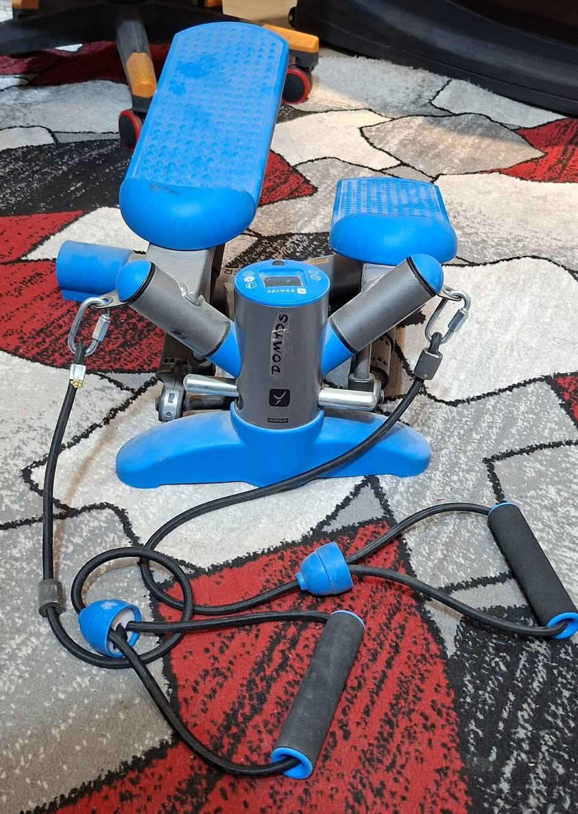 السلام عليكم جهاز رياضة بالة اصلي نظيف جدا
السعر 35 
للحجز على الخاص
متوفر توصيل جميع محافظات العراق 5
لمشاهدة باقي الاجهزة الدخول على صفحتي


**إذا كنت صاحب هذا الإعلان وتريد حذفه لأي سبب، رجاءا أرسل رسالة إلى الدعم الفني**