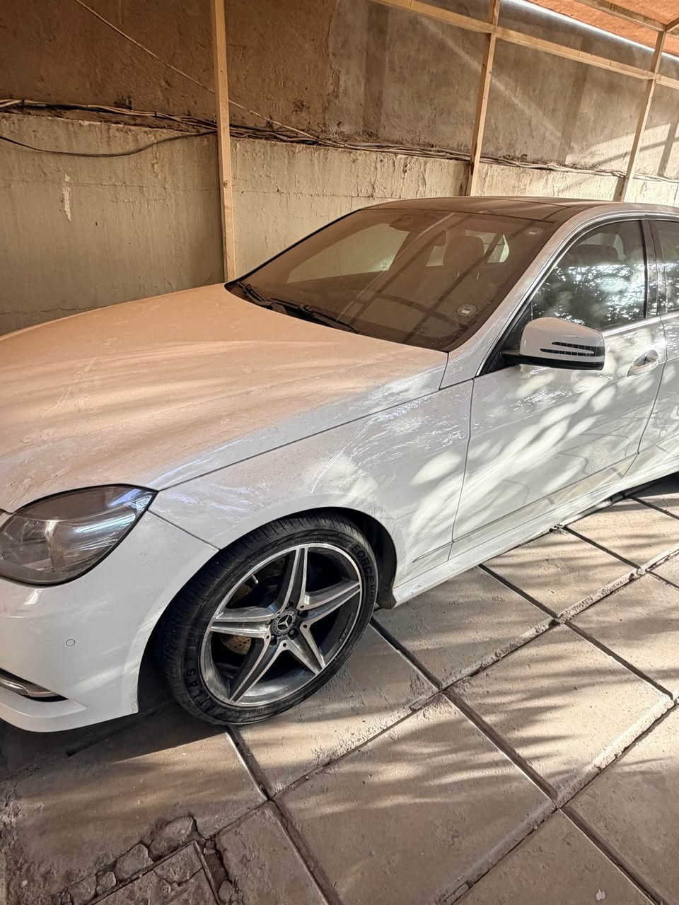 السلام عليكم حبايب  
Mercedes-Benz E300
2013 خليجية السيارة وكالة 
الضرر بنيد مصبوغ  وباب خلفي ايسر بدون معجون 
ماشية 120 الف 
المواصفات:
الداخل كريمي 
بانوراما 
بردات خلفية 
شاشه كبيرة
ماوس شاشة
كشنات كهرباء
كشنات خزن
حزام امان كهرباء
تركشن تزحلق
ابواب ترحيب شعار مارسيدس
كير مثبت سرعه
داخل  مع تطعيم صاج
سماعات هارمن
اناره محيطيه داخليه بلادي
مري كهرباء
كاميره خلفيه دوارة
كير مكينه تبريد صدر حدادية كلة جاهز
ادامه منضومه محرك
ادامه منضومه كاملة فلاتر ومحرك 
*********** 
السعر 21 الف وبيه مجال ان شاء الله بغداد, العراق
