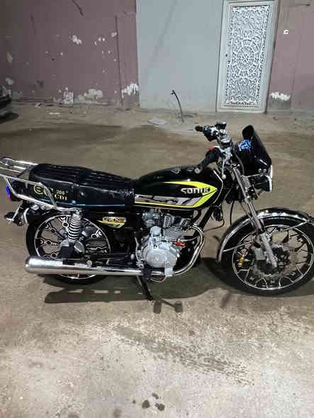 للبيع فول الدراجة جديدة الشاصي 18و الغراض موديل 25 بصمة و عنبار الدراجة ما صلهة هواي من طلعة من الوكيل وكيلة العارضي اصولي السعر واحد 350و بية مجال.للشراي  *********** رقم صاحب الدراجة وتساب.موجود
