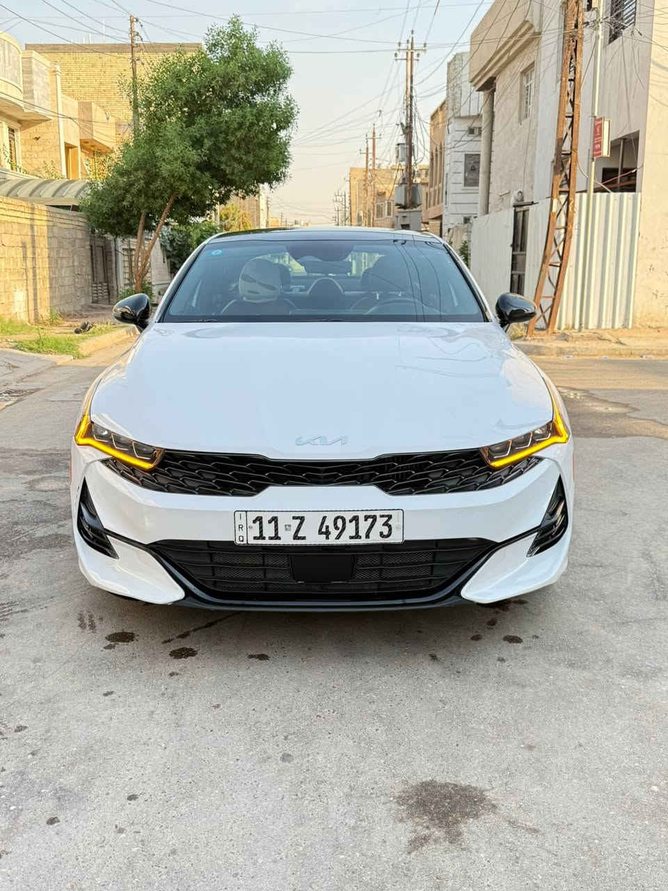 كي فايف جيتي لاين فول مواصفات1/1 امريكي كلين تايتل 2024 ماشية 40Mil وليس Km محرك 1600 تيربو سيارة كلش نضيفة مال بيت السعر 205 وبيها مجال 
***********
