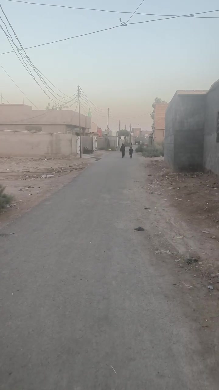 سلام عليكم بيت البيع مساحه ١٨٠+قطعه٧٢ زراعي كهرباء ومي واصل مقابيل ابو الشهيد ابو جكاره الله يرحمه من طلع من نهروان على يدك اليمن
                          ***********
