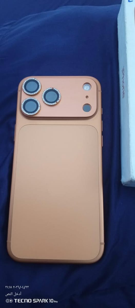 للبيع - iPhone 17 Pro Max 📱✨
التفاصيل:

• الموديل: ايفون 17 برو ماكس.شريحه الكترونيه 
بس ممخليه اني شريحه فقط منزله وتساب وفيس 

• الذاكرة: 256 جيجابايت.

• حالة البطارية: 100% (نسبة ممتازة).

• عدد دورات الشحن:  77 دورة فقط (استخدام خفيف جداً).

• النظافة: الجهاز بحالة الوكالة، نظيف جداً كما موضح بالصور مع حماية لعدسات الكاميرا. والشاشه شخط مابي

السعر: 1.900 دينار عراقي .

المكان: بغداد.الطوبجي

للتواصل: يرجى المراسلة على الخاص


**إذا كنت صاحب هذا الإعلان وتريد حذفه لأي سبب، رجاءا أرسل رسالة إلى الدعم الفني**