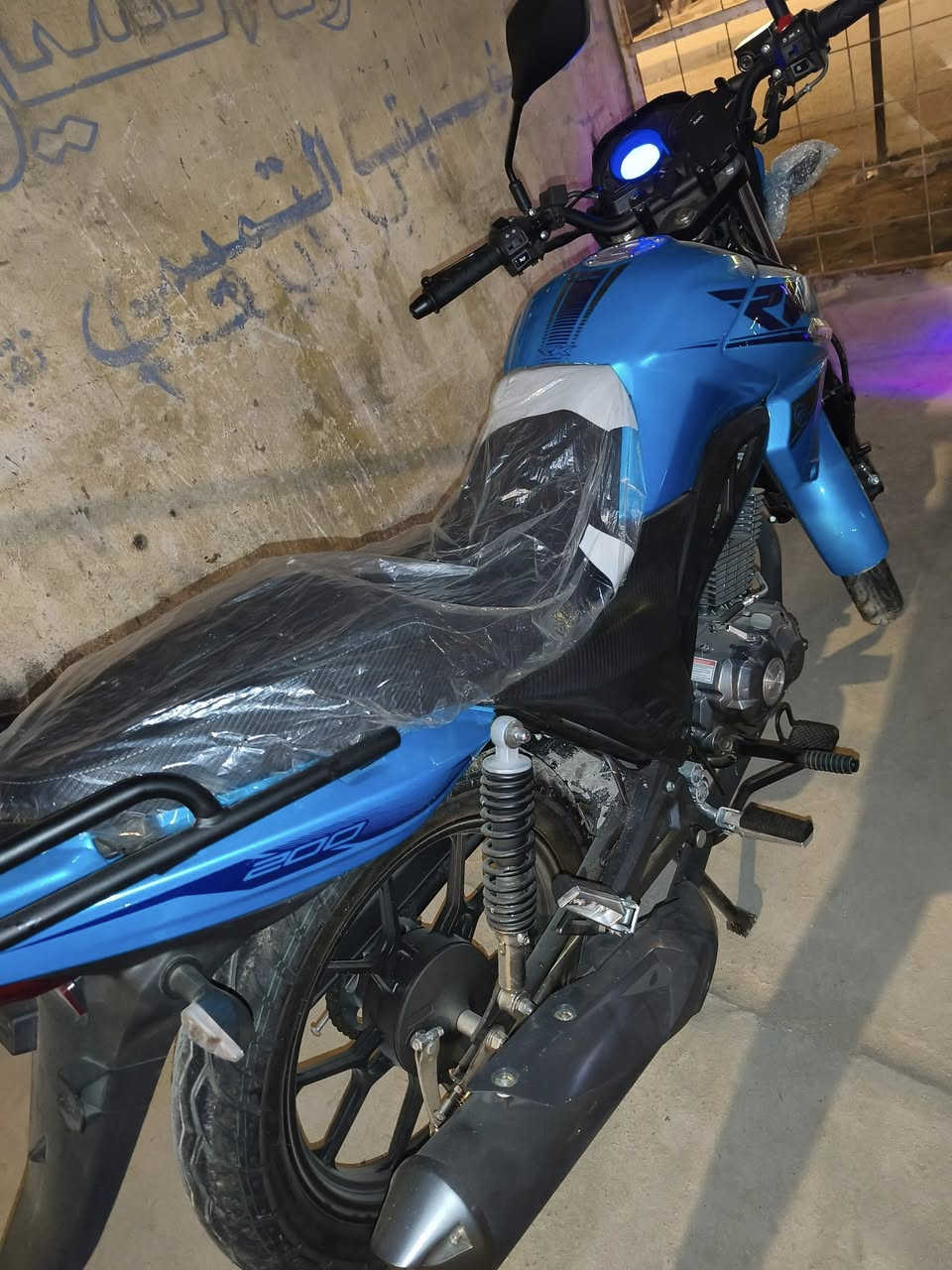 السلام عليكم دراجة RK200cc موديل 2025 ماشية 2700 للبيع رقم اربيل ***********
