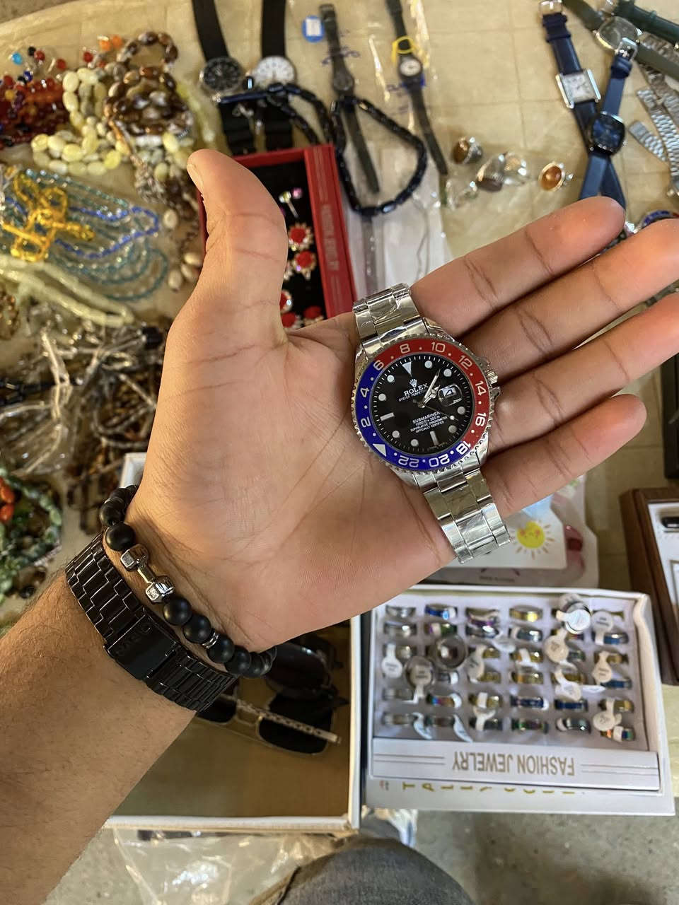 من رخصت الادمن المحترم
السلام عليكم بضاعه جديده الأسعار داخل الصور


**إذا كنت صاحب هذا الإعلان وتريد حذفه لأي سبب، رجاءا أرسل رسالة إلى الدعم الفني**