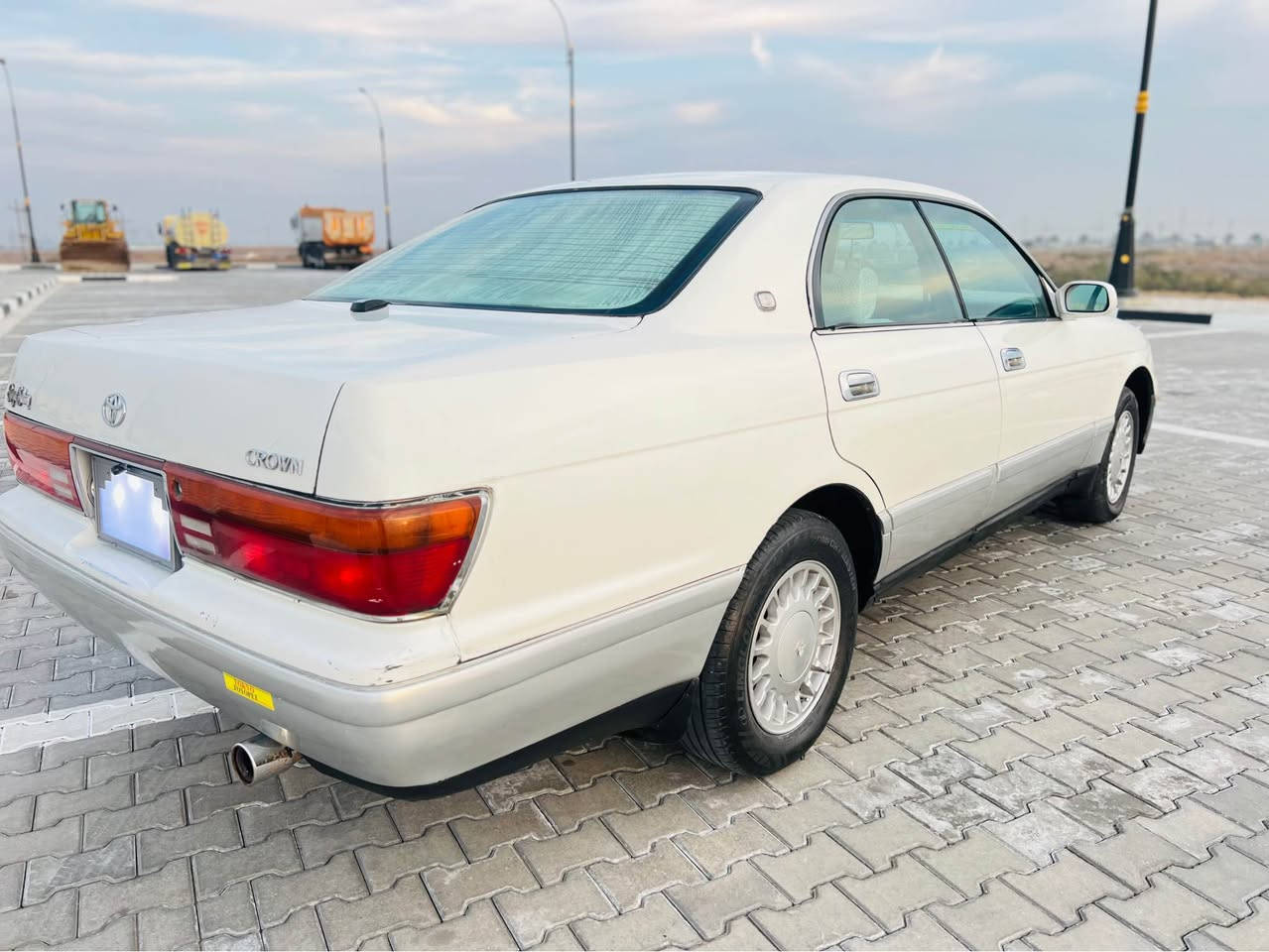 تيوتا كراون بطه فصل موديل 1995 فنر بلاد سياره كفاله عامه ضربه وكص ونقل وعيب شرعي والصبغ مكينه وكير جدد مكفولات تخم تاير جديد كهربائيات كله تشتغل شاشه كامره خلفيه تبريد ثلج حداديه جديده سياره فول موصفات دواخل جديده كلش كشنات بطاين جدد رقم بصره تحويل مباشر سنويه جديده  سعر 69 الشراي يتصل *********** مكان السياره بصره البصرة, العراق
