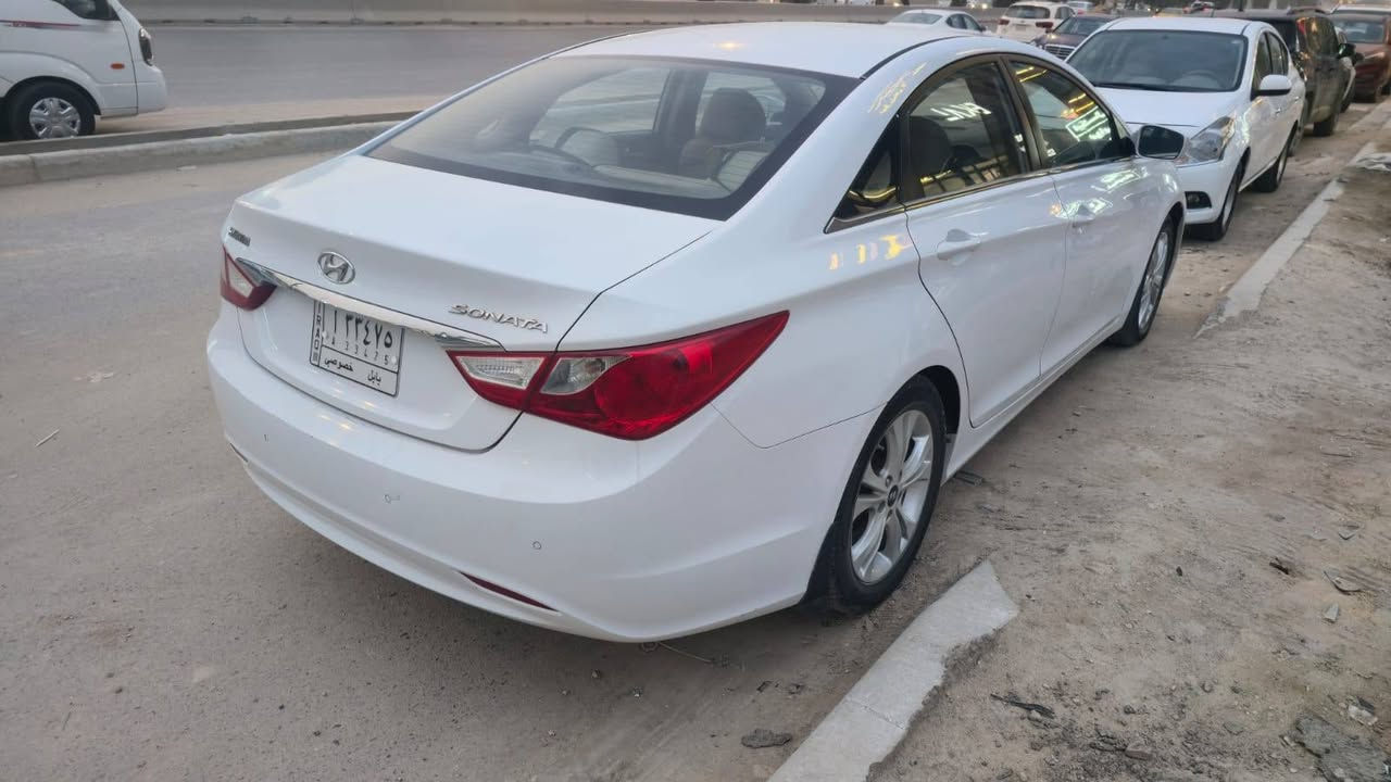 سلام عليكم
سوناته خليجي
مديل 13
رقم بابل 
مكفوله من صبغ والتبديل

مواصفات داخل بيجي 
مري شفط اشاير بل مري
تبريد قطعتين
حساسات خلفيه 
تحكم ستيرن جهتين 

العنوان بابل حله قرب جامعة بابل 
*********** ستفسار اكثر تصال برقم
