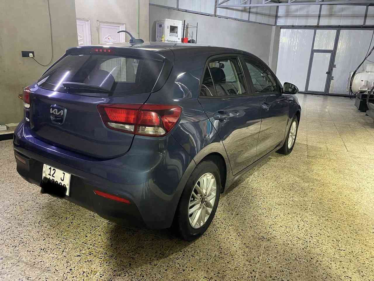 السلام عليكم 
كيا ريو جنطه للبيع أو مراوس بسياره اقل
موديل (٢٠٢٣) وارد كندي رقم نينوى
تحويل فقط بدون وكاله 
كابون بانزين
محرك (16)
كير (cvt)
ماشيه (39)
محرك كير شرط 
تبريد تدفه شرط
مواصفات سلايت
هيتر كشنات 
ستيرن هيتر 
تحكمات جهتين 
رادار ب مري 
مري كهرب 
مانع انزلاق
نضام سبورت
شاشه كبيره
ضرر السياره مرفق ب منشور
مكان السياره الجانب الايمن ١٧ تموز
السعر (130)
للاستفسار اتصال 
(***********)
بي واتس اب
