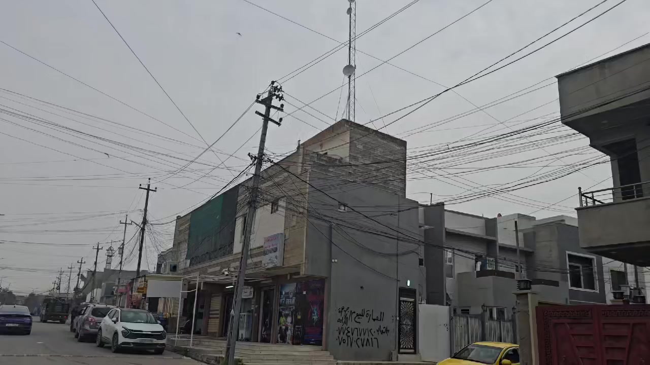 عماره تجاريه  ركن للبيع سند كابو شرط التحويل حي الميثاق بالقرب من قيس ماركت المساحه 100 م الواجهه 20 م النزال 5 م يتألف من  سبع محلات وشقه كبيره الوارد الشهري 850 الف ايجار قديم السعر 350 مليون قابل للتفاوض لمزيد من المعلومات يرجى التواصل مع ادارة مكتب جوهرة الكرامة للعقار عبر الارقام
*********** متوفر واتس اب / ***********
