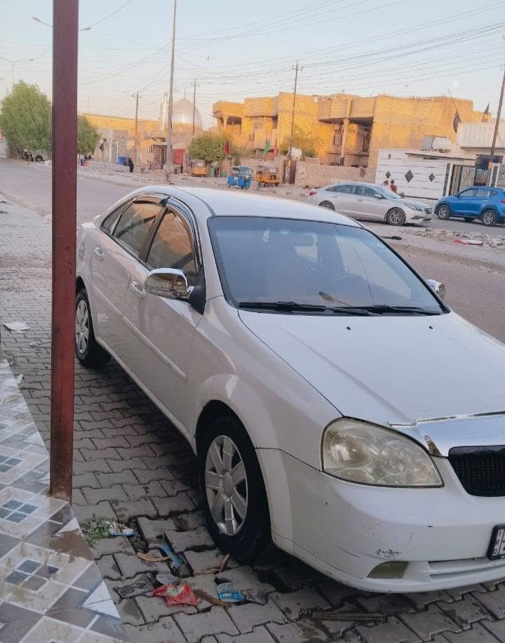 السلام عليكم
اوبترا موديل 2011 
رقم ديالى انكليزي بأسمي 
شاشه نظام اندرويد 
كامره دواره على البك 
بلوجكترات زنون ثلجي 
السونار مرفق معه صور السياره 
السعر 77 ورقه وبيها مجال للشراي 
للاستفسار الاتصال على رقم الهاتف 
‏‪***********‬‏
