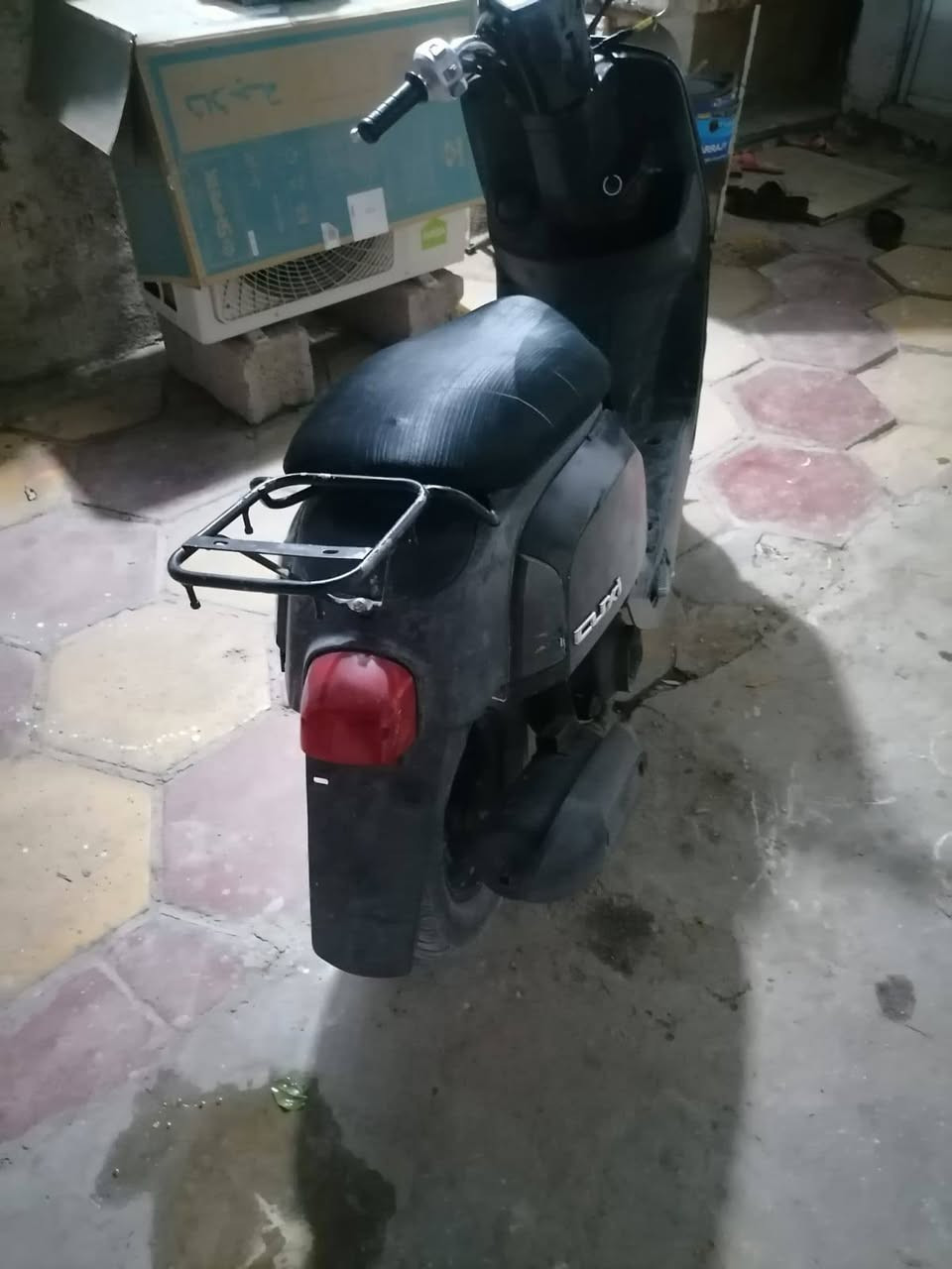 دراجه للبيع دراجه كامله مكمله السعر 350اعنوان بغداد البياع رقم ***********
