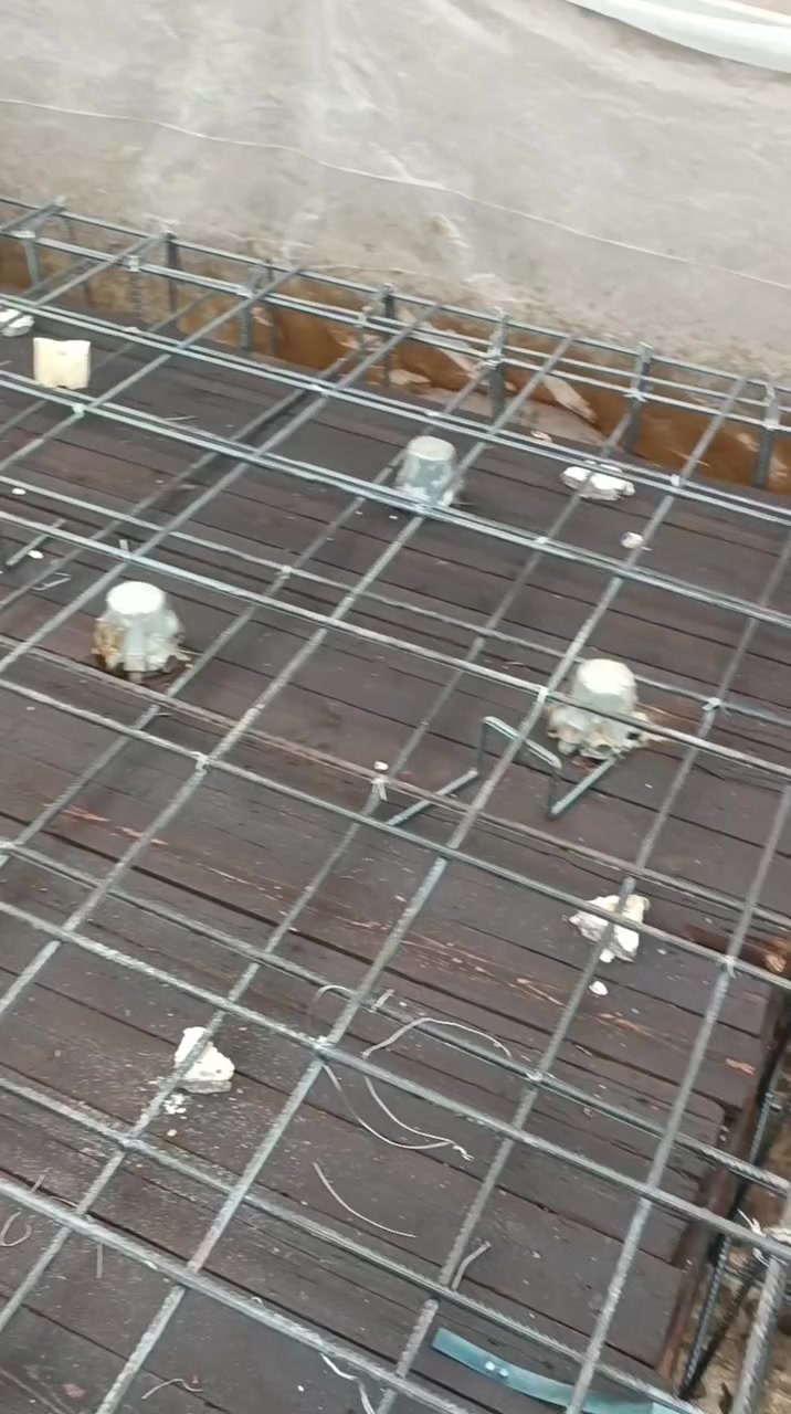 سلام عليكم نجار قالب شغل فوول نضافه وسعار مناسبه رقمي للتواصل ‏‪0775 073 0359‬‏
