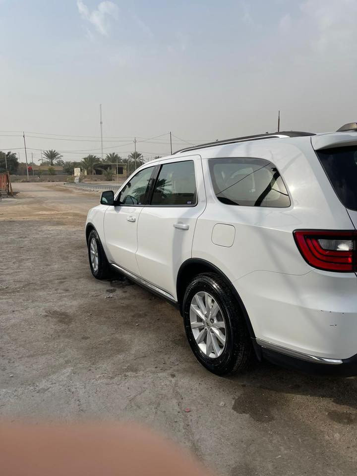 السلام عليكم
دورنكو 19 خليجي كفاله السياره 
ماشيه 80 km حقيقي
دواخل جلد مثل ماوضح بل صور
تخم تاير جديد حداده عامه جديده 
السيارة جاهزه محرك 3600
مواصفات sxt
مكان البصرة القرنه
***********
