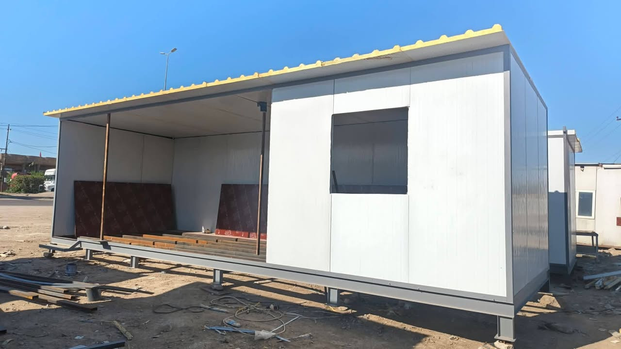 ***********
 معمل كرفانات الفرات الهندسي لصناعه الكرفانات والدور و الجملونات يوجد جميع القياسات تصنيع حسب الطلب ويوجد توصيل جميع المحافظات
للحجز والاستفسار اتصل على الرقم
***********
