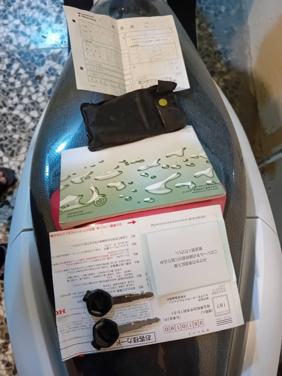 بي سي اكس الجيل الاول
محرك ١٢٥ دراجه جديده مكفوله كفاله عامه 
ماشيه ٨٠٠٠الاف السعر ١٤ ونص
العنوان بغداد
الرقم ***********
