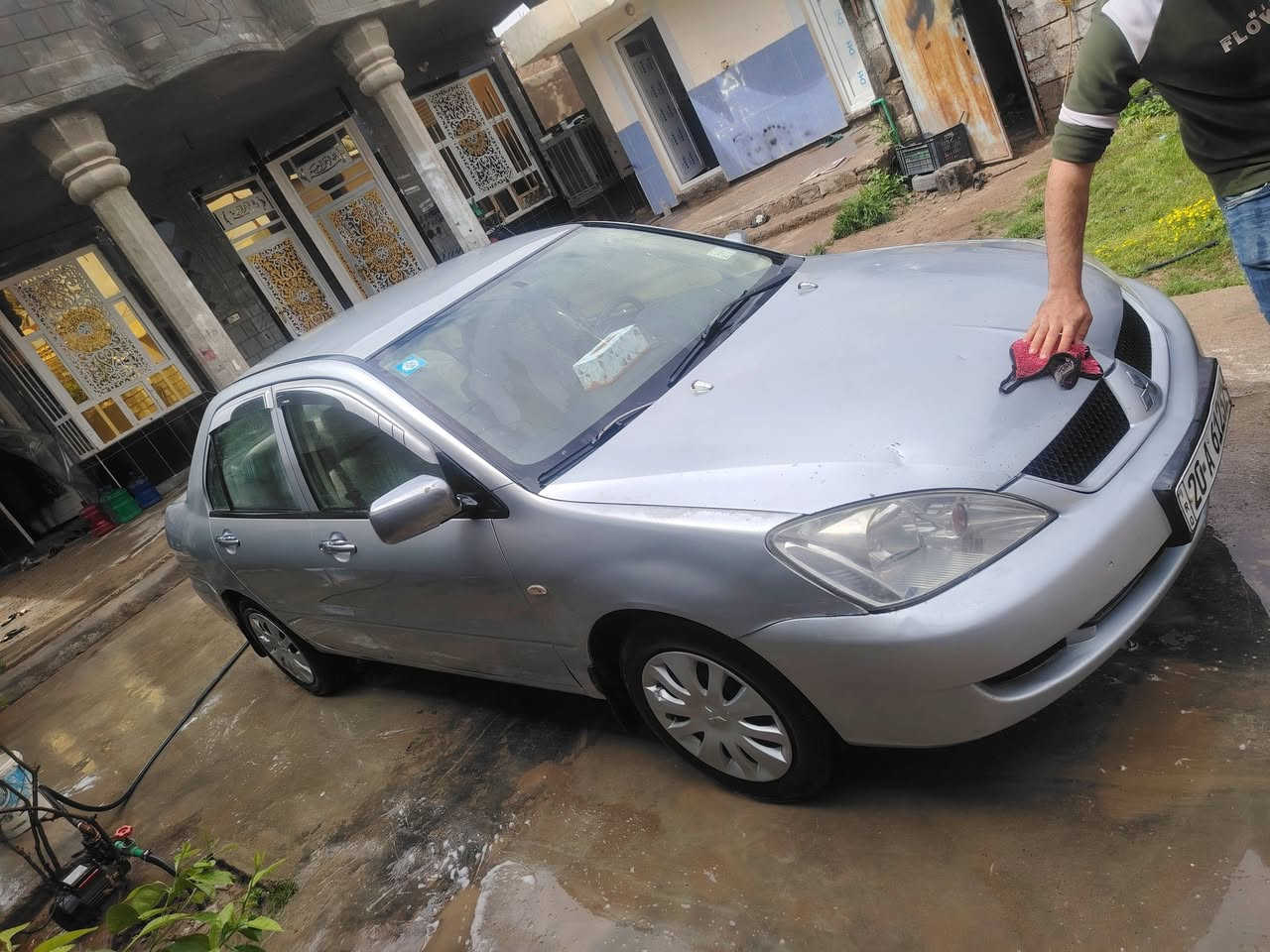 السلام عليكم ورحمه الله
لانسر موديل 10 رقم ديالى انكليزي 

السيارة محسن داخل صاج يدات نيكل 

. السيارة على وضع الشركة بدون ضرر أو دواخل بيه صبغ فقط الهالات 

.مكينة كير مكفولات صدر خلفي امامي كله جديد تبريد تدفئة السيارة جاهزة .

السعر 77 وبيه مجال بسيط لشراي 

تلفون / ***********
تلفون /***********

مكاني/ ديالى/دلي عباس
