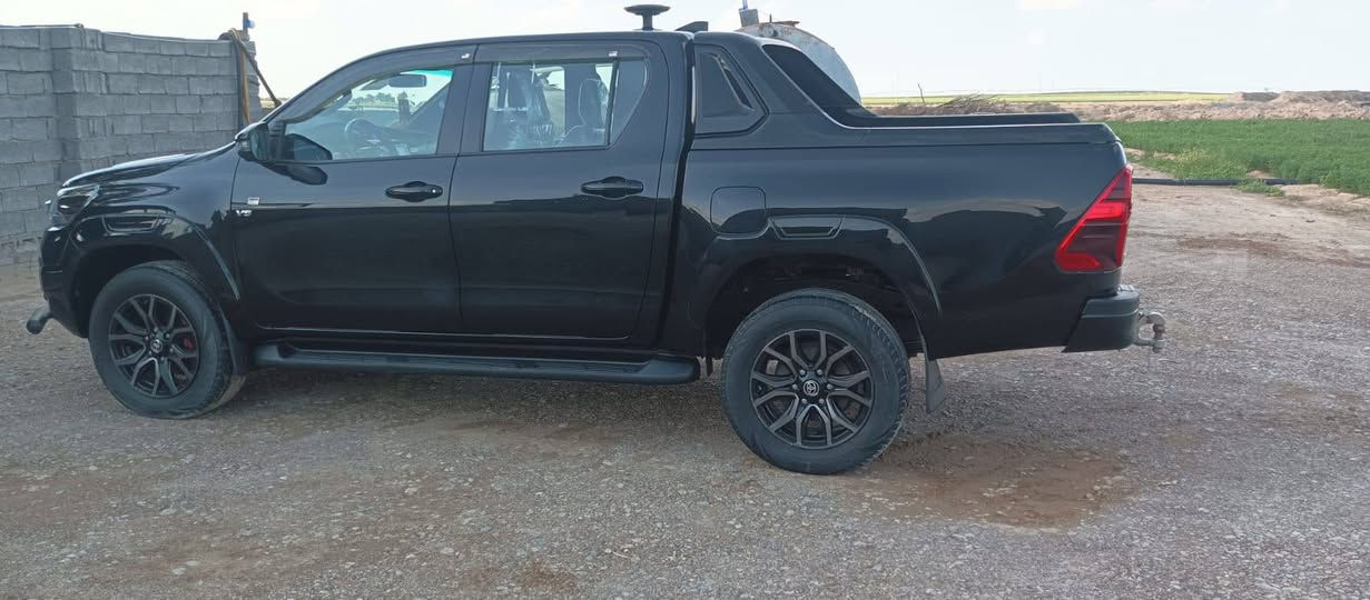 إعلان بيع سيارة (تويوتا هايلوكس GR)
النوع: تويوتا هايلوكس GR (Toyota Hilux GR).
​الموديل: 2022.
​اللون: أسود ملكي.
​المواصفات: فول مواصفات (أعلى فئة).
​حالة السيارة: مكفولة كفالة عامة (صبغ، ضرر، نقص ميكانيكي).
​الرقم: أربيل (شمالي).
​التحويل: تحويل ثاني يوم (باسم صاحب السيارة مباشرة).
​📍 المكان: الأنبار - الكرمة.
💰 السعر: يرجى التواصل على الخاص أو الاتصال برقم الهاتف.
​📞 للتواصل والاستفسار: ***********
