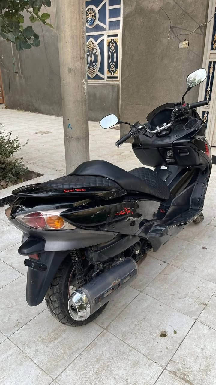 السلام عليكم 
فورزا 010 للبيع 
محرك نضيف وناعم 
يرادلها كلج خلفي ودبلاتها فاكسه
قايش وصفاك وخرز جدد
فيتبم ونوزل وبلك جدد
كهربائيات كلها شغاله
تايرات نضيفه 
كفراتها مبينه بالصور 
بانزين كله محسن ودهن اصلي 
السعر 750 وبيها مجال بسيط
مكاني ناصرية مركز 
الجاملغ الكدام يرادله بس تصليح بسيط 
والتريشه الجوه هم موجوده يرادلها تصليح


**إذا كنت صاحب هذا الإعلان وتريد حذفه لأي سبب، رجاءا أرسل رسالة إلى الدعم الفني**