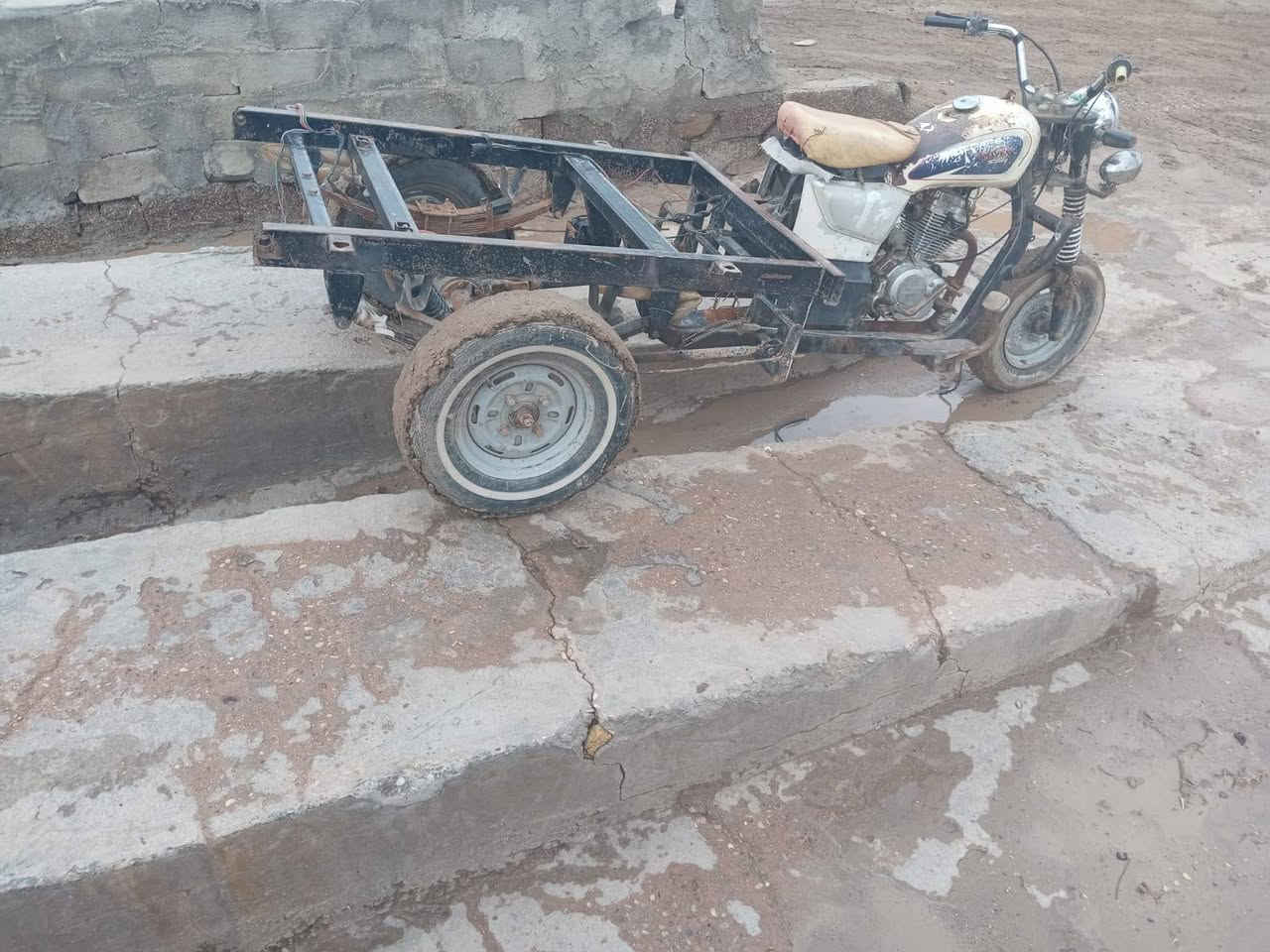 للبيع 2016 اوراق مكاني شطره السعر 950 وبيه مجال الشراي يتصل ***********
