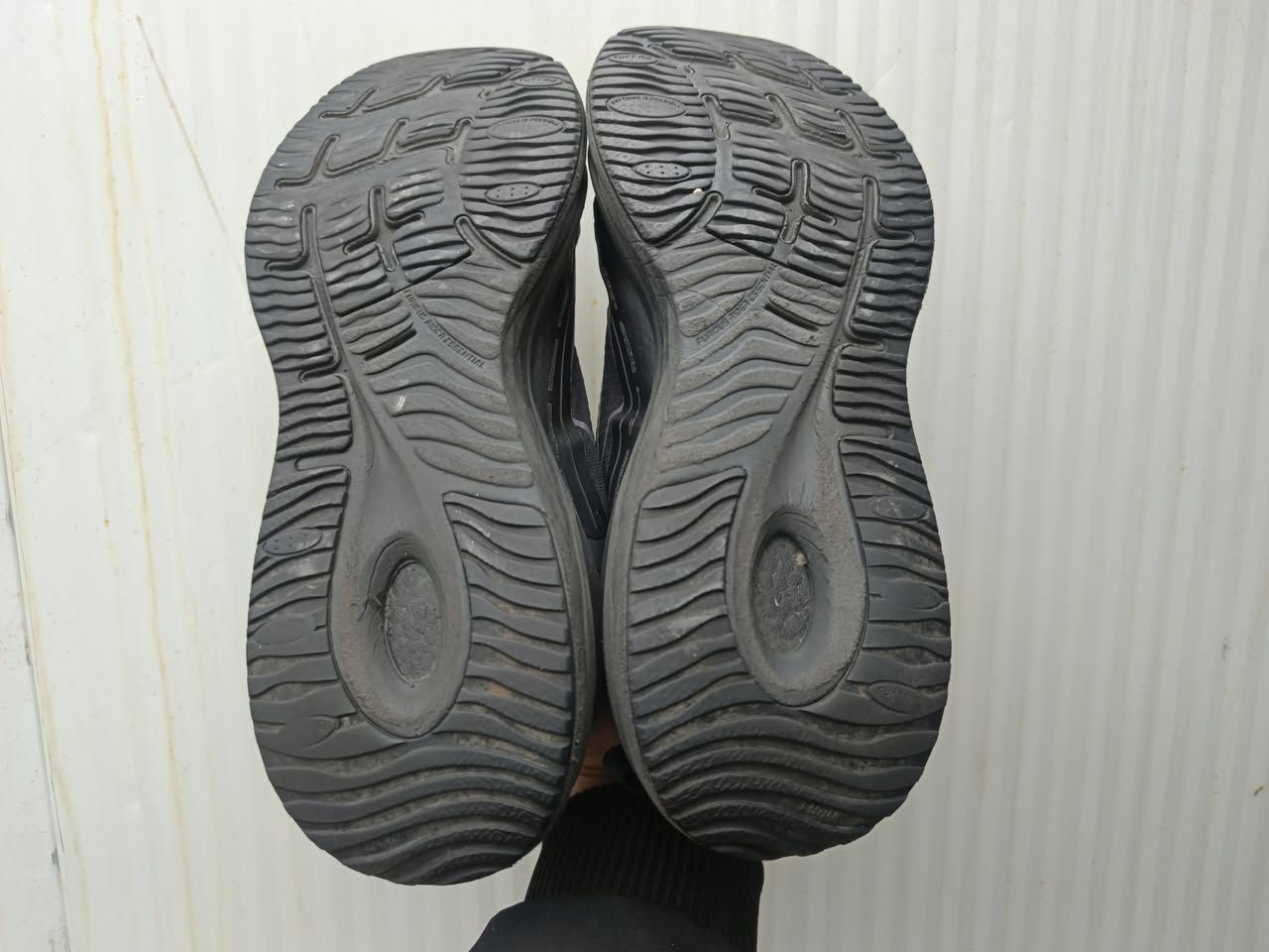 Lining
نظافة لووك
قياس 43
الطول 27
للحجز
خاص او واتساب***********
حصرا خاص او واتساب

انستكرام

https://www.instagram.com/yasser_alghazal?igsh=MTB6MnM4ODV1cGgxNg==

وهذا رابط صفحتنا ع فيسبوك

https://www.facebook.com/profile.php?
