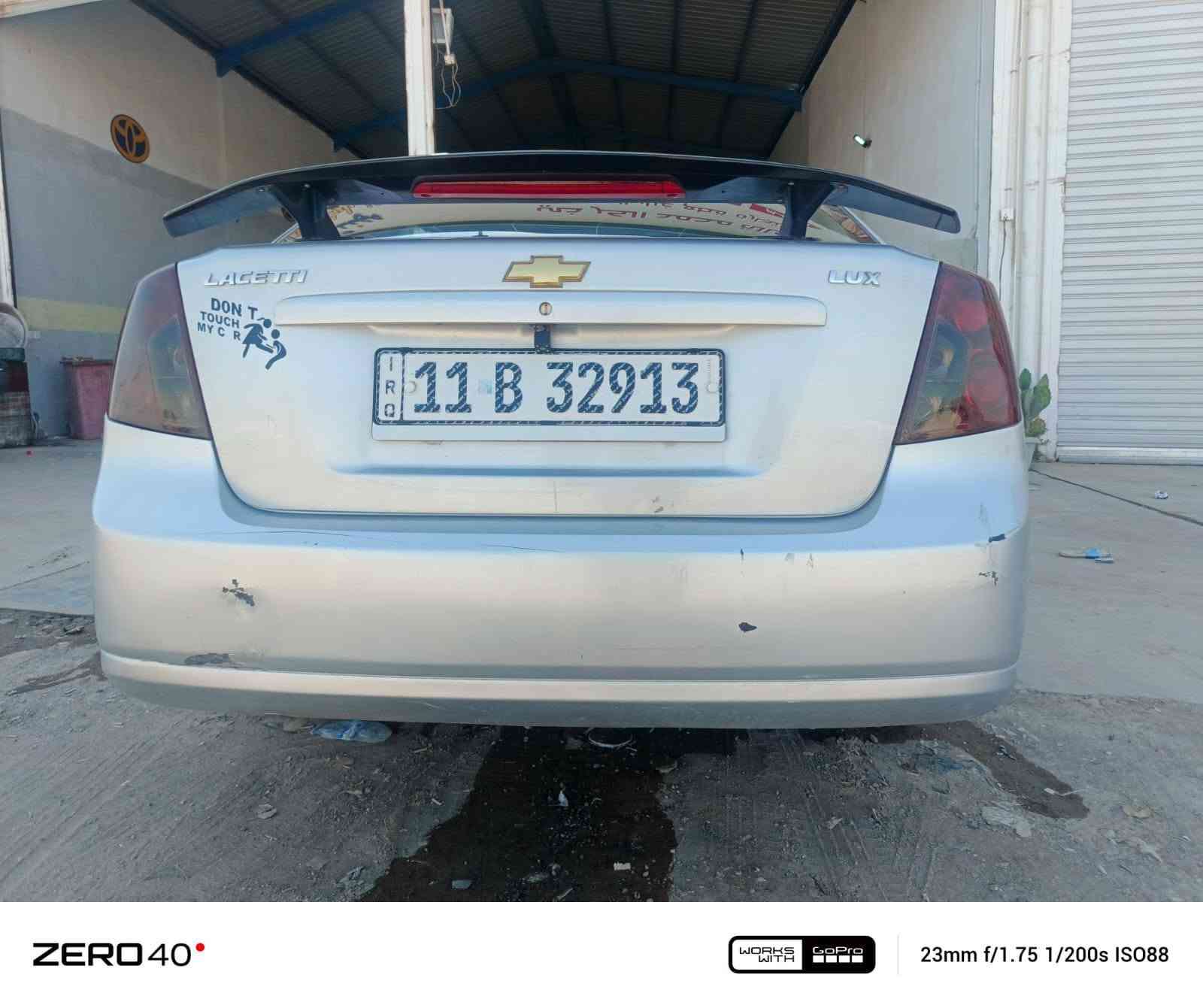 لاستي  موديل 2005  محرك 1600 
رقم بغداد باسمي شرط التحويل 
السياره بيها 3 قطع صبغ فقط بدون دواخل 
سعرها 60 وبيها مجال واذا اكو مرواس كوري ماكو مشكلة 
تبريد شغال 
محرك وكير مكفولات و كشر و داخل مكفولات 
صدر نص عمر 
تايرات جدد 
سياره كلش حلوه و نضيفه  داخل خارج 
للتواصل راسلوني او  الاتصال على رقمي 
***********
