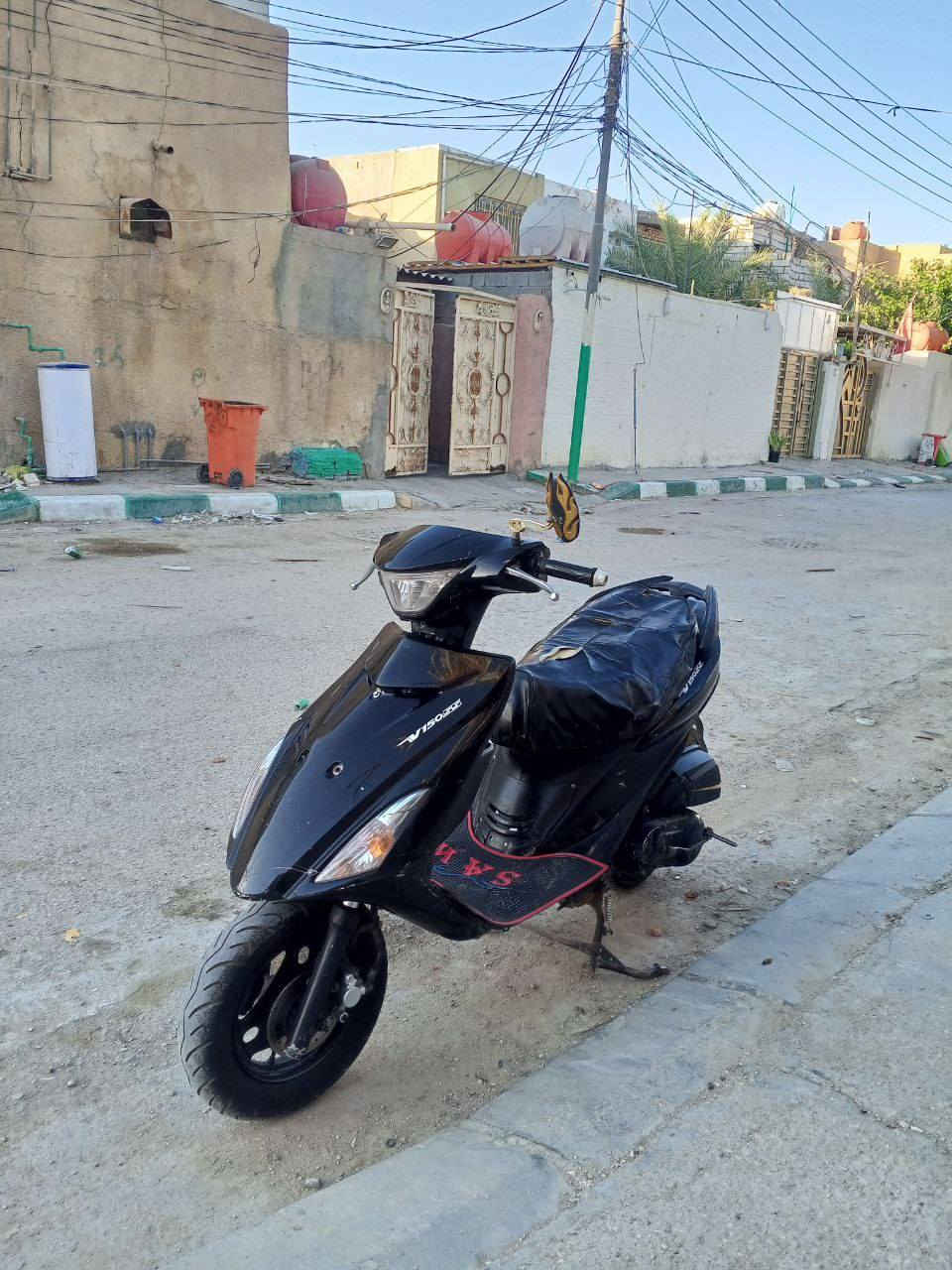 دراجة ادرس للبيع
محركك ناعم تجفيت جديد 

كلجات و قايش جدد 

كابريتر جديدة مال حاوية 

سلف وباتري جدد 

الدراجه حاليا طافية بسبب الراجز مال سلف 

تصليحها يكلف 35 الف

السعر 150 وبيها مجال حك الجيه 

المكان كربلاء حي العسكري قرب مدرسة السيدة رقية
*********** واتساب او اتصال
