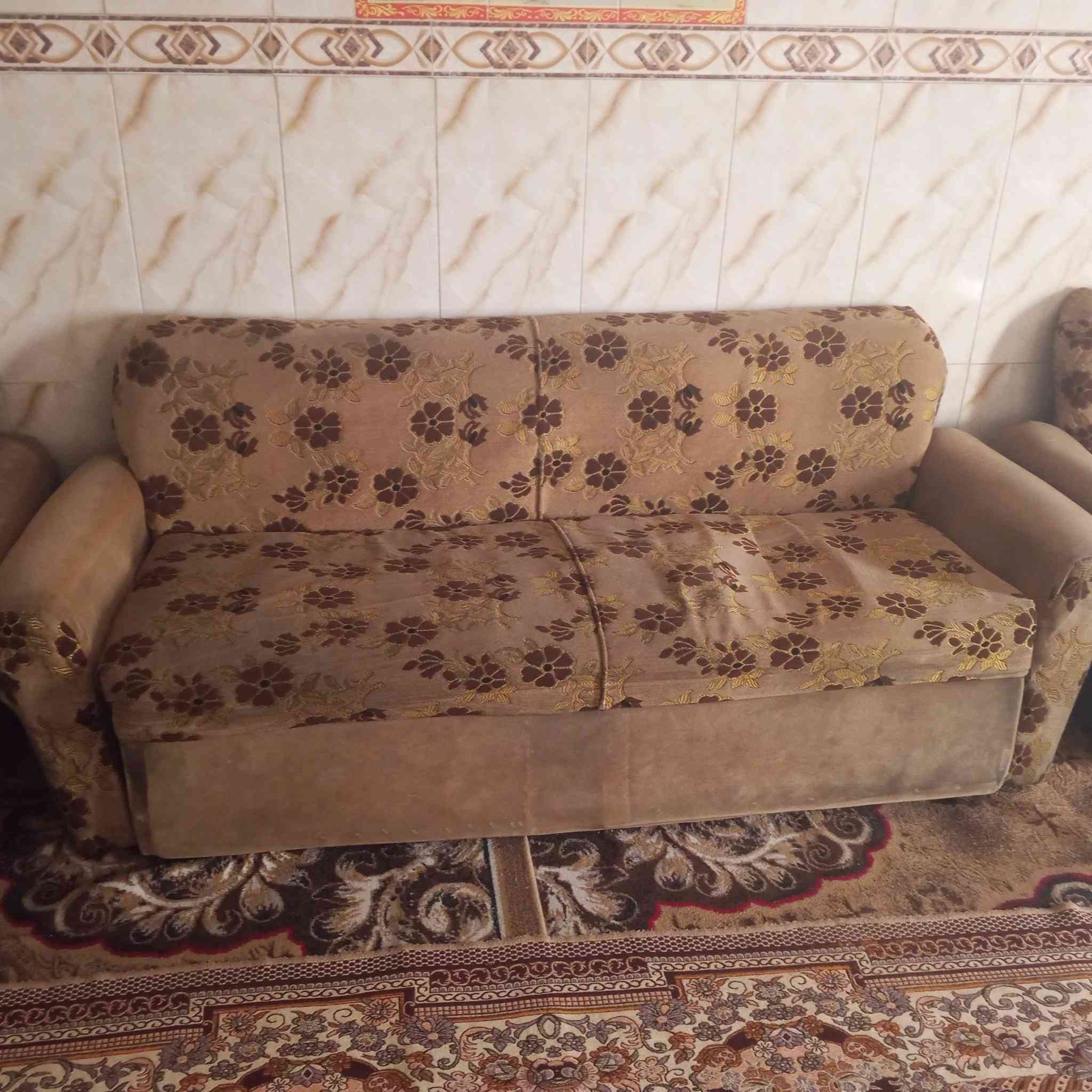 السلام عليكم تخم للبيع نضيف متكون من قنفتين كبار و اربع كراسي السعر 250 وبي مجال العنوان محاويل /ابو سديرة للتواصل على الخاص


**إذا كنت صاحب هذا الإعلان وتريد حذفه لأي سبب، رجاءا أرسل رسالة إلى الدعم الفني**