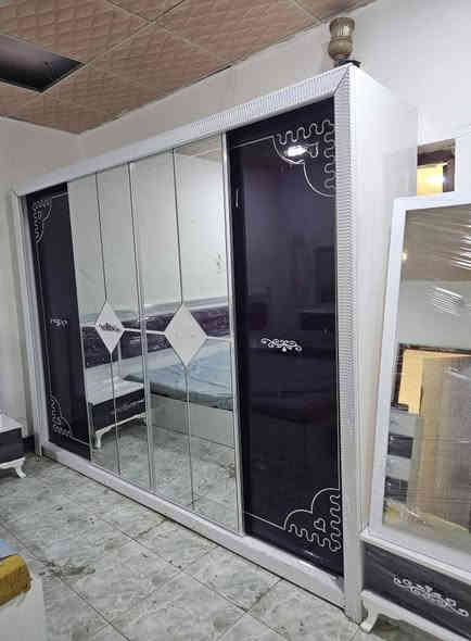 غرفه نوم للبيع نظيف كلش كامل سعر 450 الف فقط سارعو بل حجز *********** كركوك ***********
