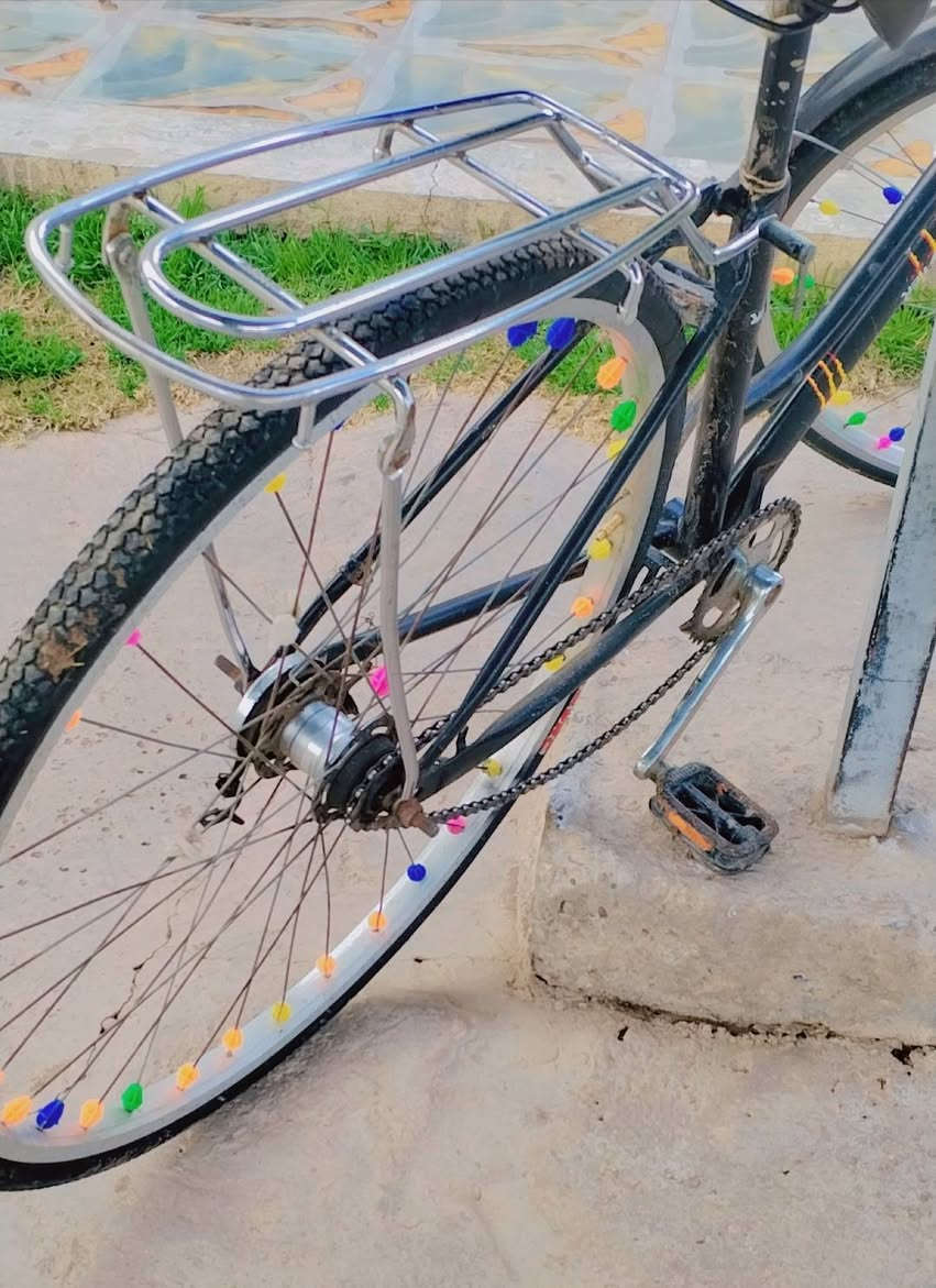 سلام عليكم بايسكل لبيع لسعر مناسب75وبي مجال الطيبين نضيف لاتصال على لرقم ***********
