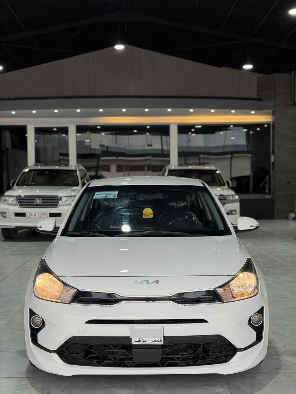 للبيع كيا ريو موديل 2022 خليجي
• مواصفات: ستاندر
 • محرك: 1.4 دبل (دوش)
 • ناقل حركة: أوتوماتيك (AT) أصلي
 • كروز كنترول
 • نظام تحديد المسار
 • تحكم من الستيرن
 • شاشة تدعم Apple CarPlay
 • مرايات شفط
 • حساسات أمامية
 • ويل كب

🔧 حالة السيارة:
 • مكينة وكير ممتازين
 • السيارة ما مفتوح بيها برغي
 • ترقيم نينوى

⚠️ ملاحظة:
 • حادث خفيف: نص باب خلف السائق وأقل من شبر بالتكمة

💰 السعر: 102 دفتر وورقتين

📍 الموقع: الموصل – المعارض الحديثة
📞 رقم الهاتف: ***********
