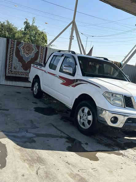 السلام عليكم نيفاره 2010 السياره نضيفه وكامله تحويل ثاني يوم وشرط صاحب السياره هاذ السبوع تتحول ربع متصرف عليه السياره نضيفه وكاعده تخت تاير كير مكينه شرطط السعر 105 وبيه حك الجيه تفاصيل تفضل خاص أو اتصال***********
