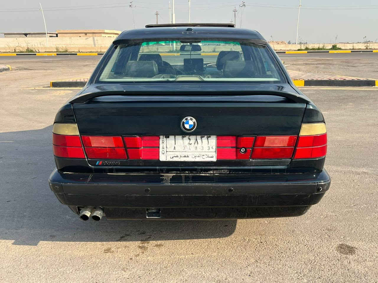 السلام عليكم BMW موديل 93 شرط التحويل مكينة وكير شرط تخم تاير جامها يصعد من السويج اللون زيتوني فول اوتوماتيك محرك مسكر فانوس تدفئة تبريد كشنات جلد شمسيات ضوئية كهرباء فتحة سقف تشغيل عن بعد السيارة فول كلشي ماناقصها السنوية لل27 السعر 67وبيها مجال عنوان السيارة سامراء/***********
