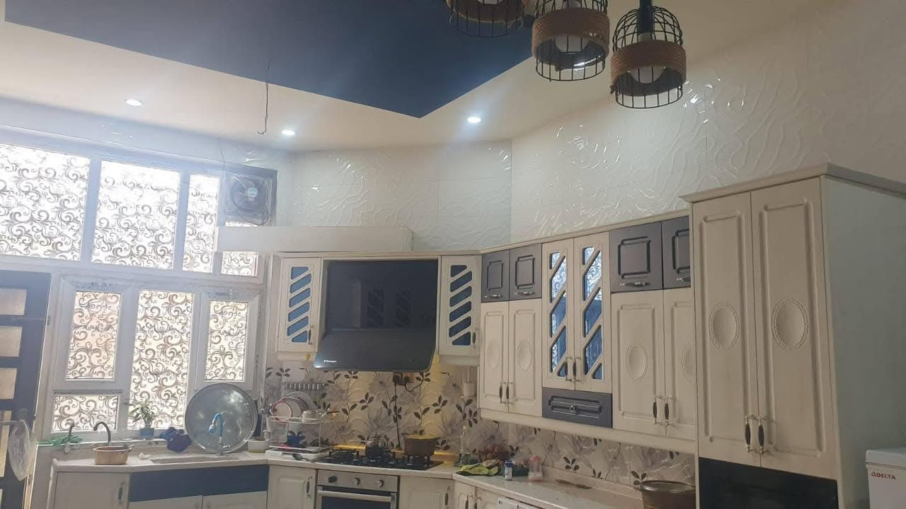 يعلن مكتب المرتضى للعقارات عن توفر
بيت للبيع ، في الاربع شوارع ، قرب المستوصف ، موقع ممتاز
طابقين ، بناء 2018 بناء درجة اولى
المساحة / 210 متر
الواجهة / 10.5 متر
يحتوي على / 4 غرف وصالة واستقبال ومطبخ وكراج وحديقة وصحيات
سعر البيت / 525 مليون

توجد لدينا عروض اخرى
للأستفسار الاتصال على الارقام التالية
 *********** - ***********
نستقبل كافة العروض والاعلانات نشرها وترويجها مجانا
عنوان المكتب / الجنينة / شارع جامع الكرناوي / مقابل فتافيت سنتر
