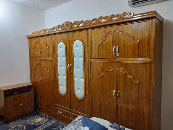 غرفه نوم السعر مليون وبيها مجال المكان كربلاء ***********
