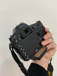 نيكون D610 • عدسة 24-120 • ملحقات أصلية